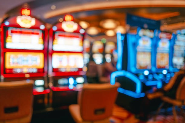 Live roulette table with dealer and real-time betting interface at mio777 login